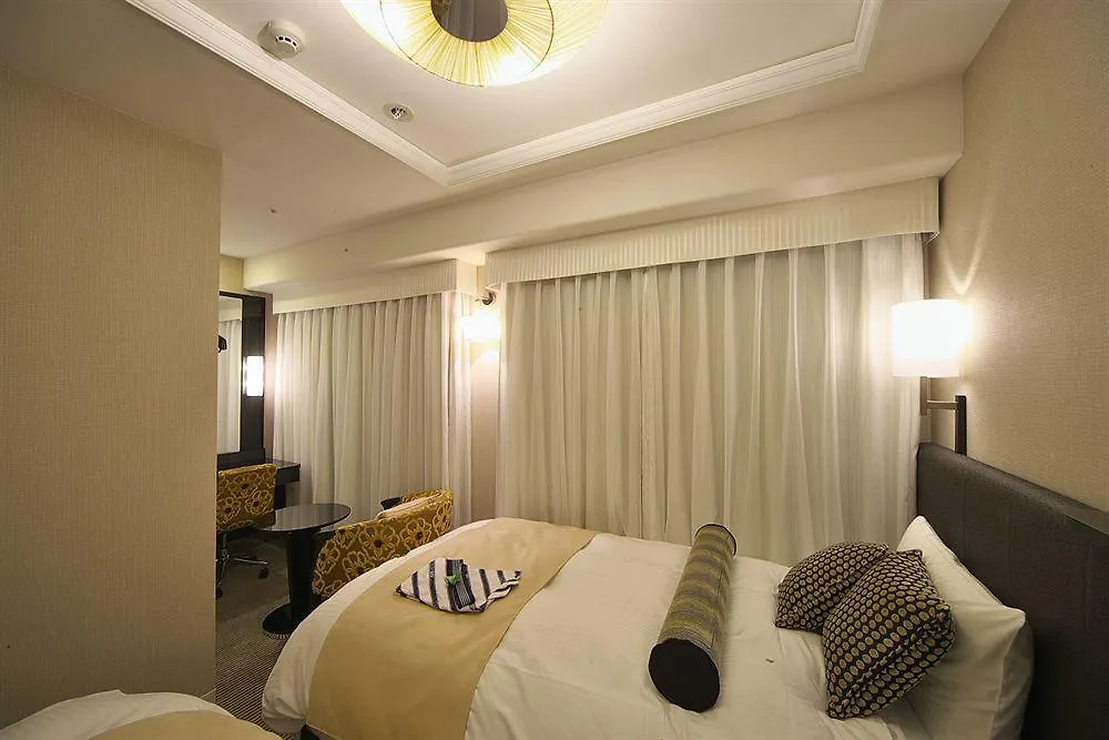 ***  Apa Hotel Namba Shinsaibashi Osaka Japan